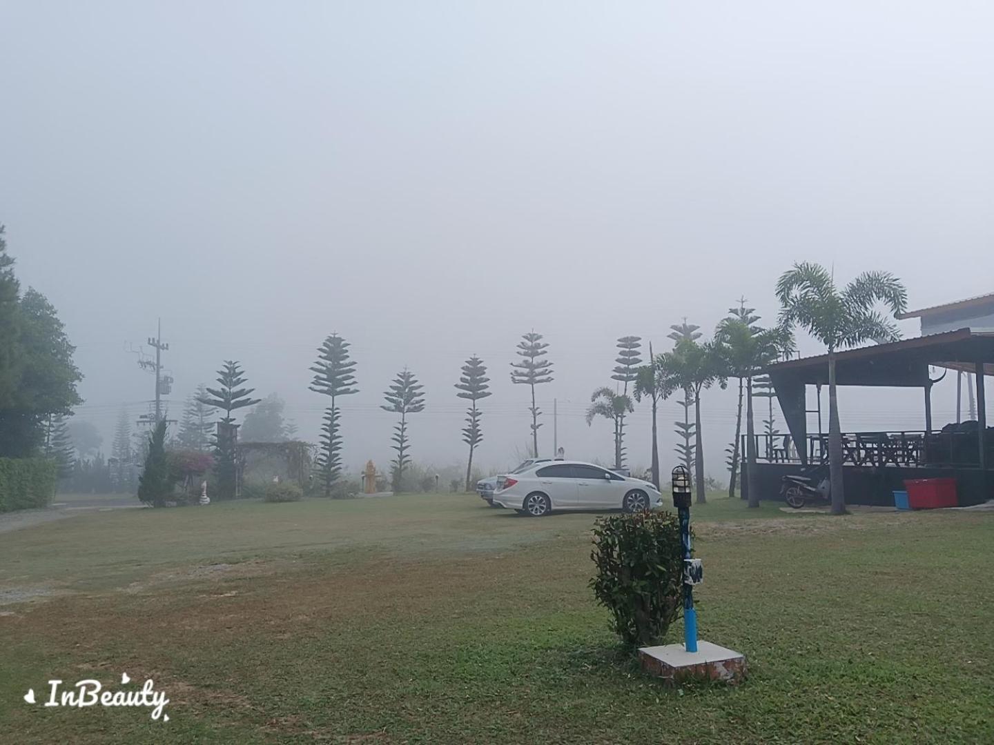 เฟรนด์แคมป์ Villa Khao Kho Bagian luar foto
