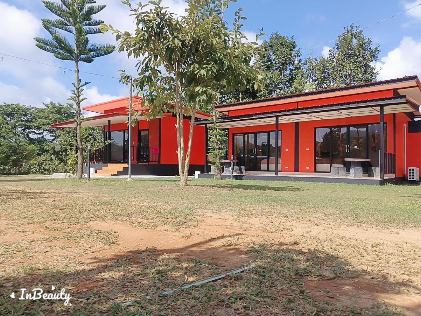 เฟรนด์แคมป์ Villa Khao Kho Bagian luar foto